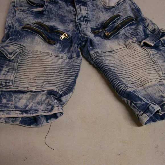 Lion Dynasty Highest Quality Denim Maximum Comfort Boys Shorts Size 10 Slim - Picture 3 of 6